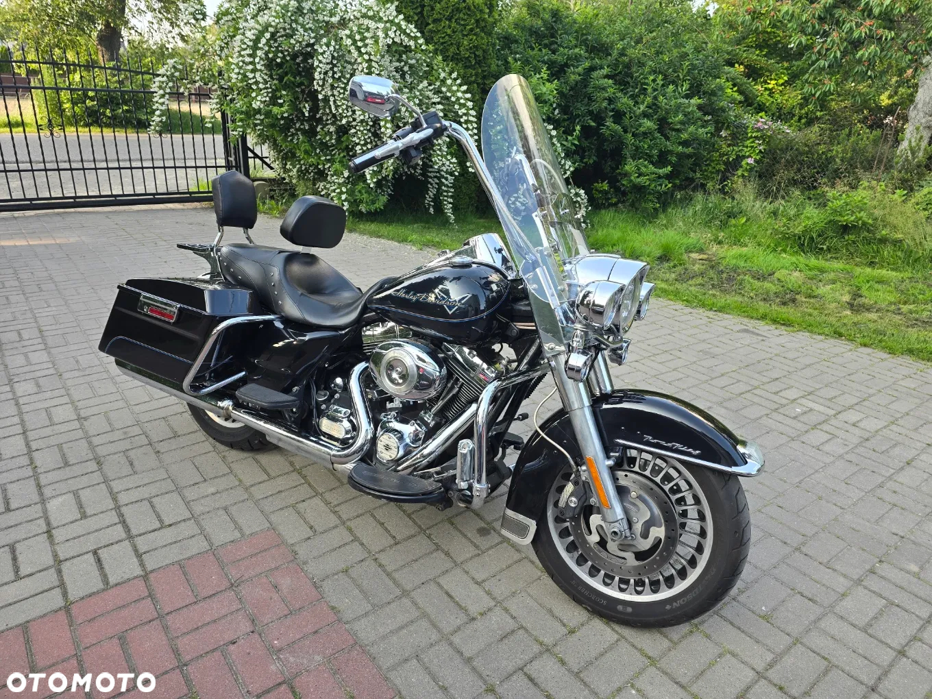 Harley-Davidson Touring Road King - 13