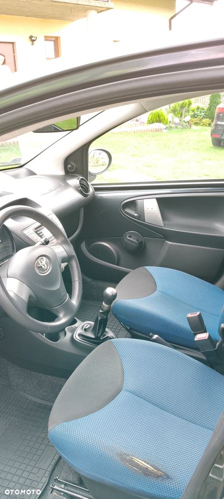 Toyota Aygo Connect - 7