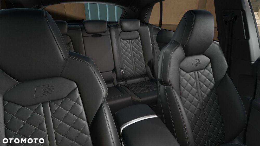 Audi Q8 - 10