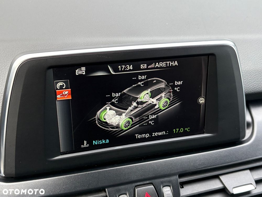 BMW Seria 2 216d - 31