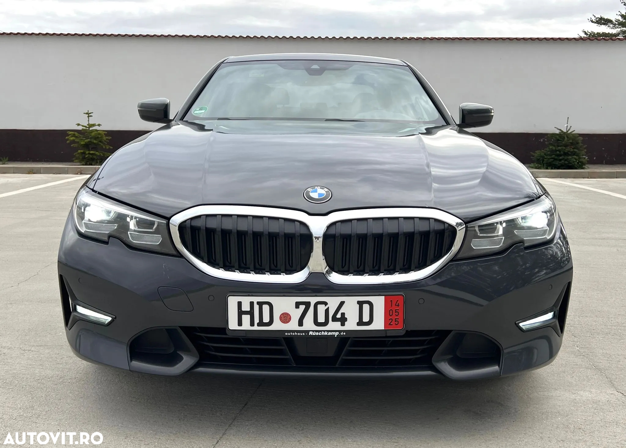 BMW Seria 3 320d Aut. Sport Line - 11