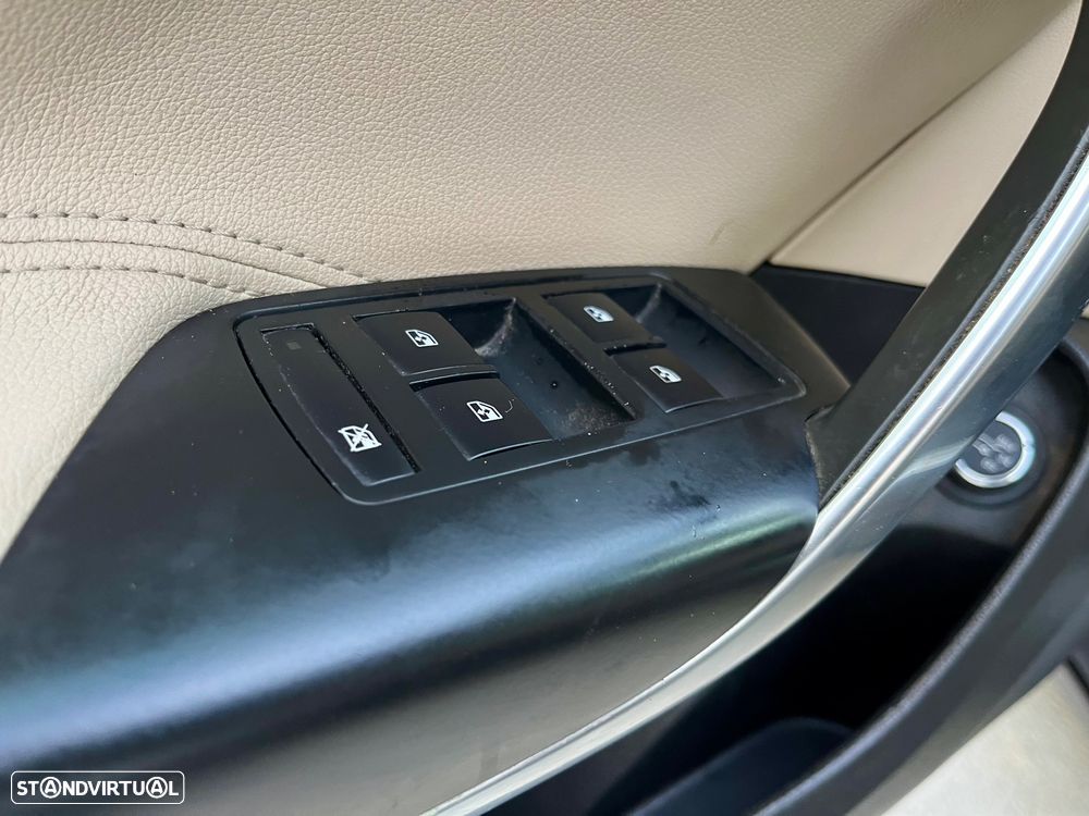 Opel Insignia Sports Tourer 2.0 CDTi Executive S/S - 40