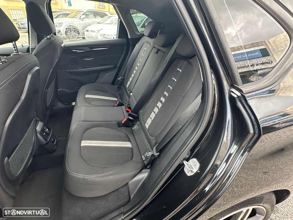 BMW 225xe Active Tourer Line Sport - 11