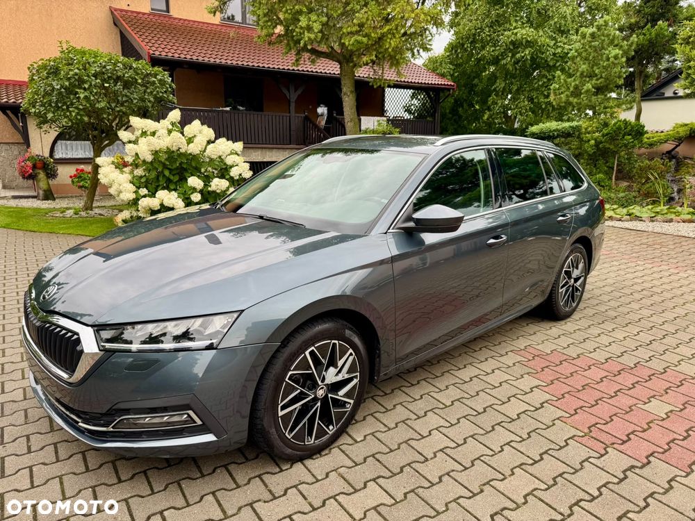 Skoda Octavia 2.0 TDI DSG Style - 1