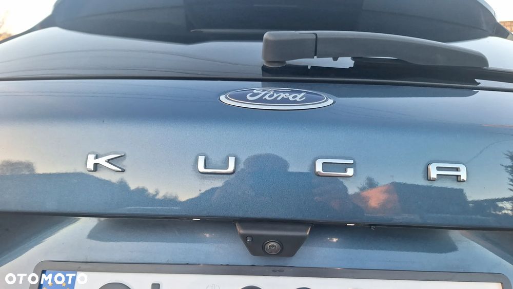 Ford Kuga - 17