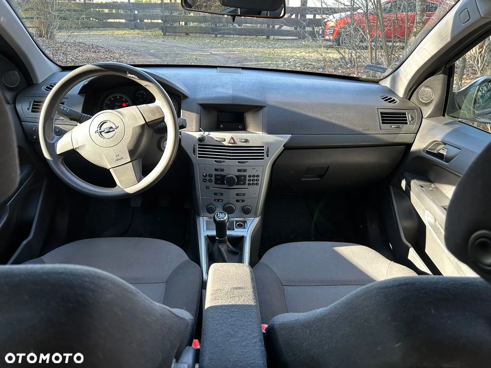 Opel Astra 1.6 - 13
