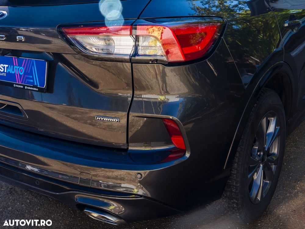 Ford Kuga 2.5 Duratec FHEV ST-LINE - 28