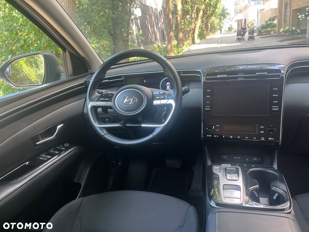 Hyundai Tucson 1.6 T-GDi HEV Executive 2WD - 12