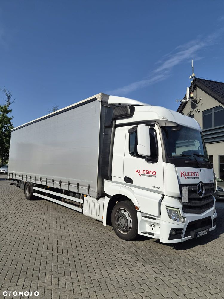 Mercedes-Benz ACTROS - 4