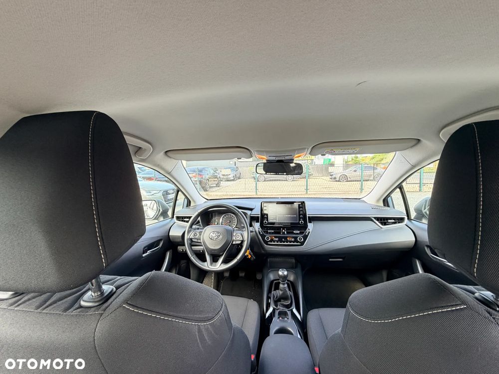 Toyota Corolla 1.5 Comfort - 17