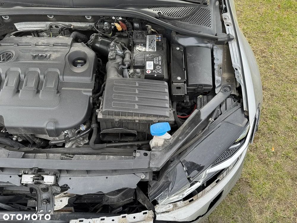 Volkswagen Golf 1.6 TDI BMT Highline - 12