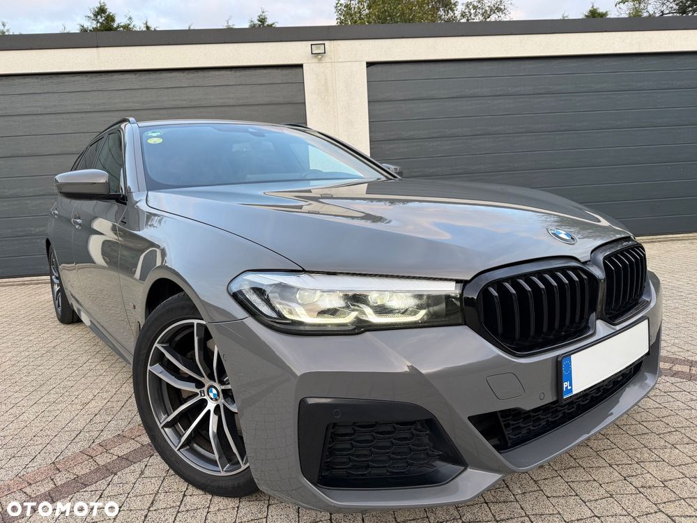 BMW Seria 5 520d M Sport - 4