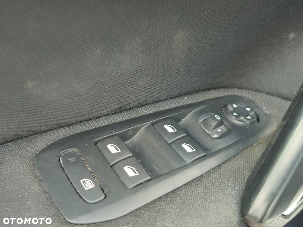 Peugeot 308 1.5 BlueHDi Business Line S&S - 22