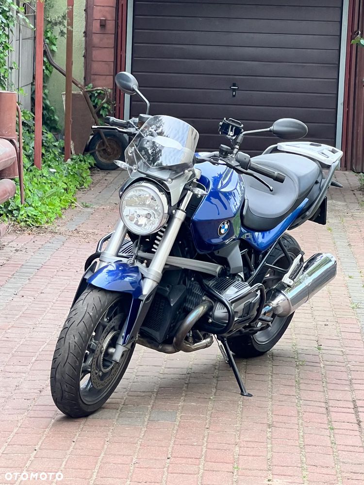 BMW R - 1