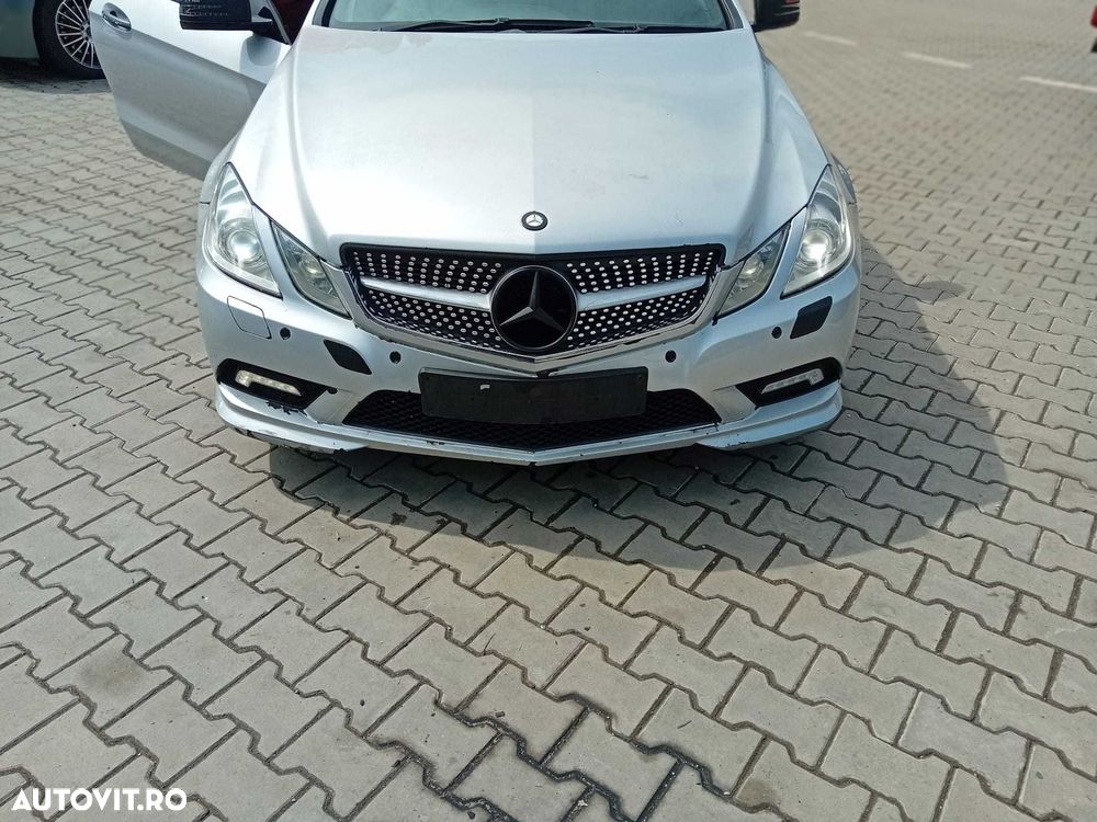Far cu xenon stanga/dreapta Mercedes E-Coupe W212 2011 - 1