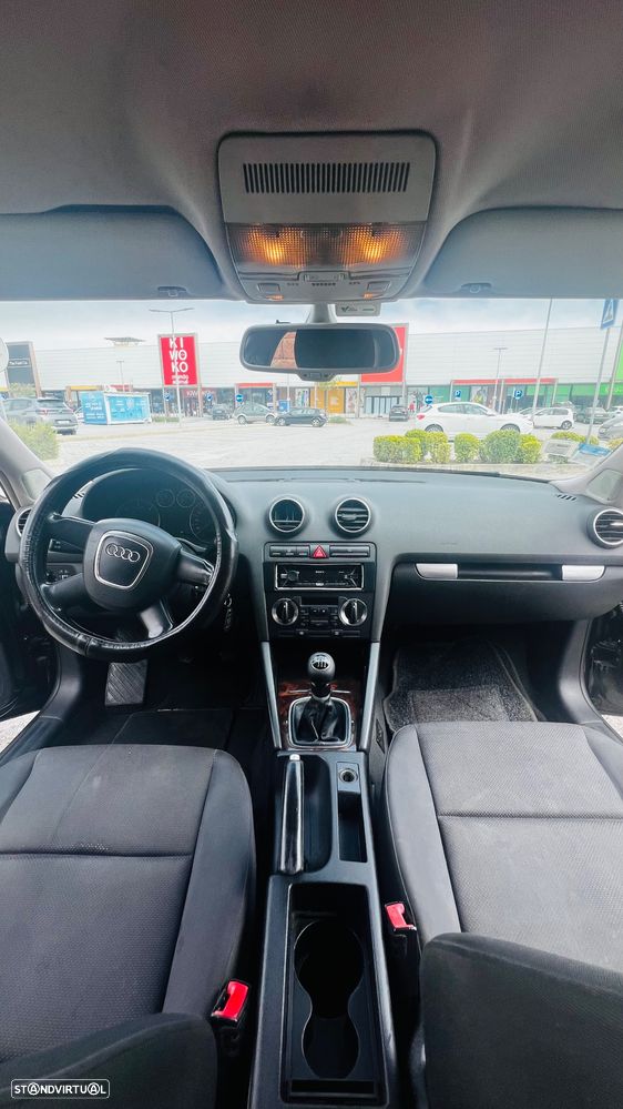 Audi A3 Sportback 2.0 TDi Attraction - 19