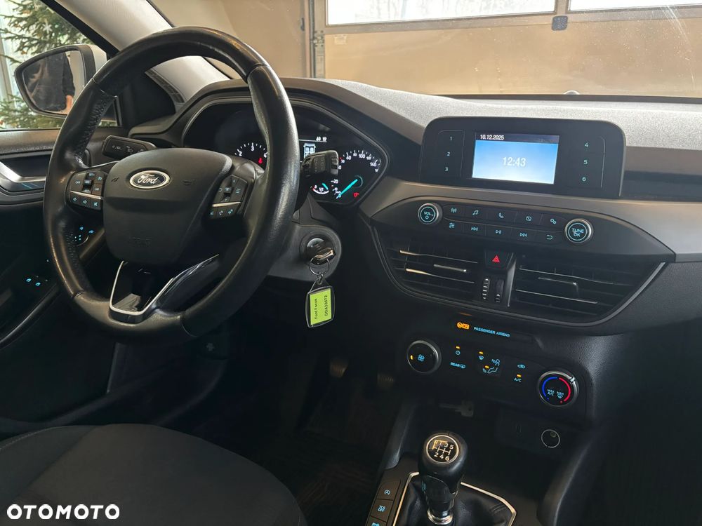 Ford Focus - 15