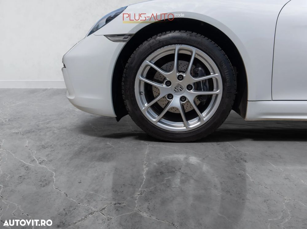 Porsche Boxster 718 PDK - 8