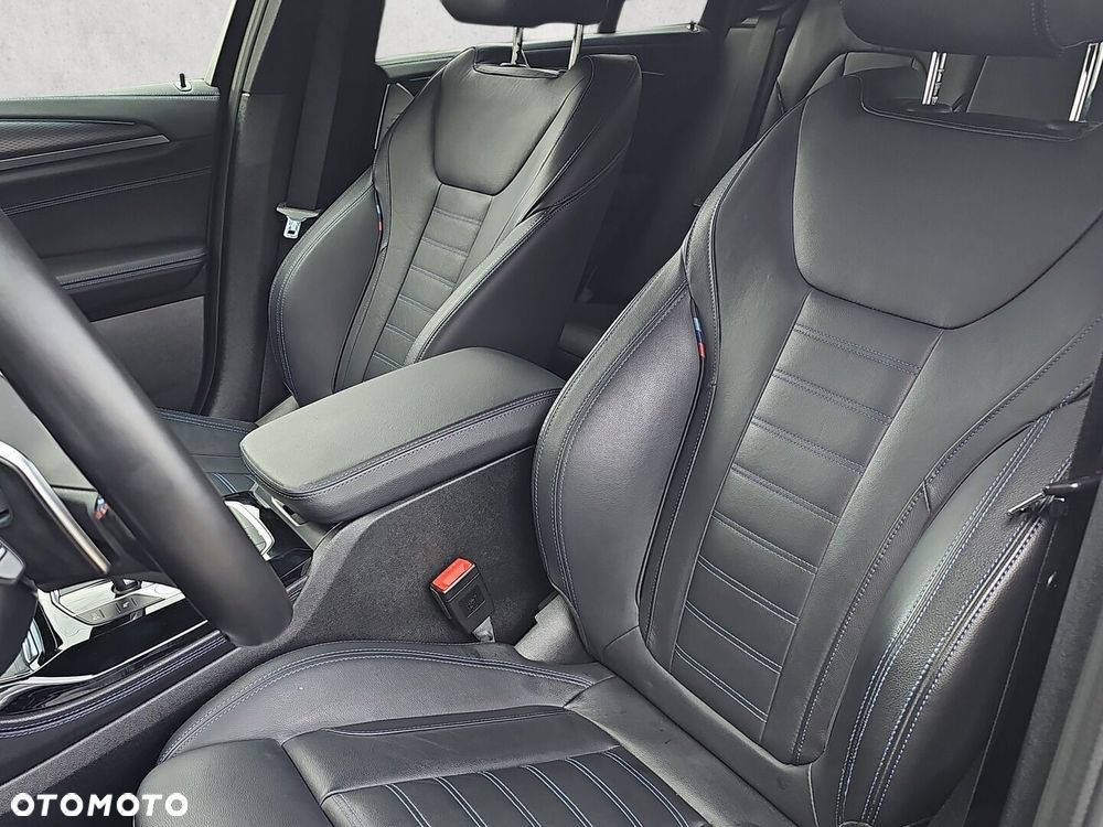 BMW X4 xM40i - 18
