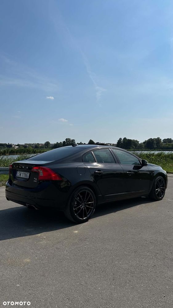 Volvo S60 T6 AWD Geartronic Summum - 5