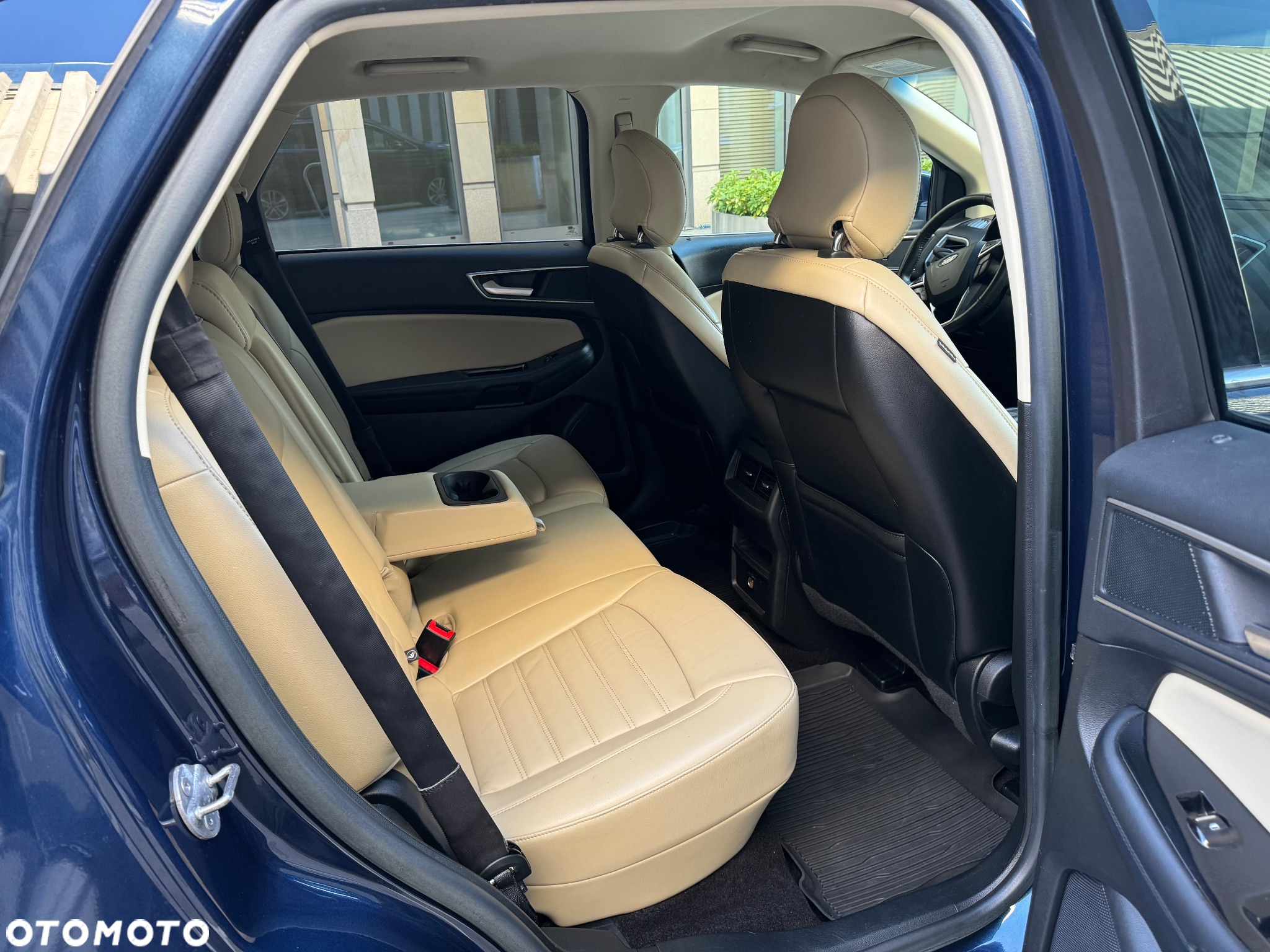 Ford Edge - 19