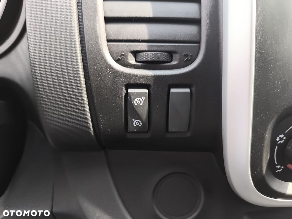 Renault trafic - 25