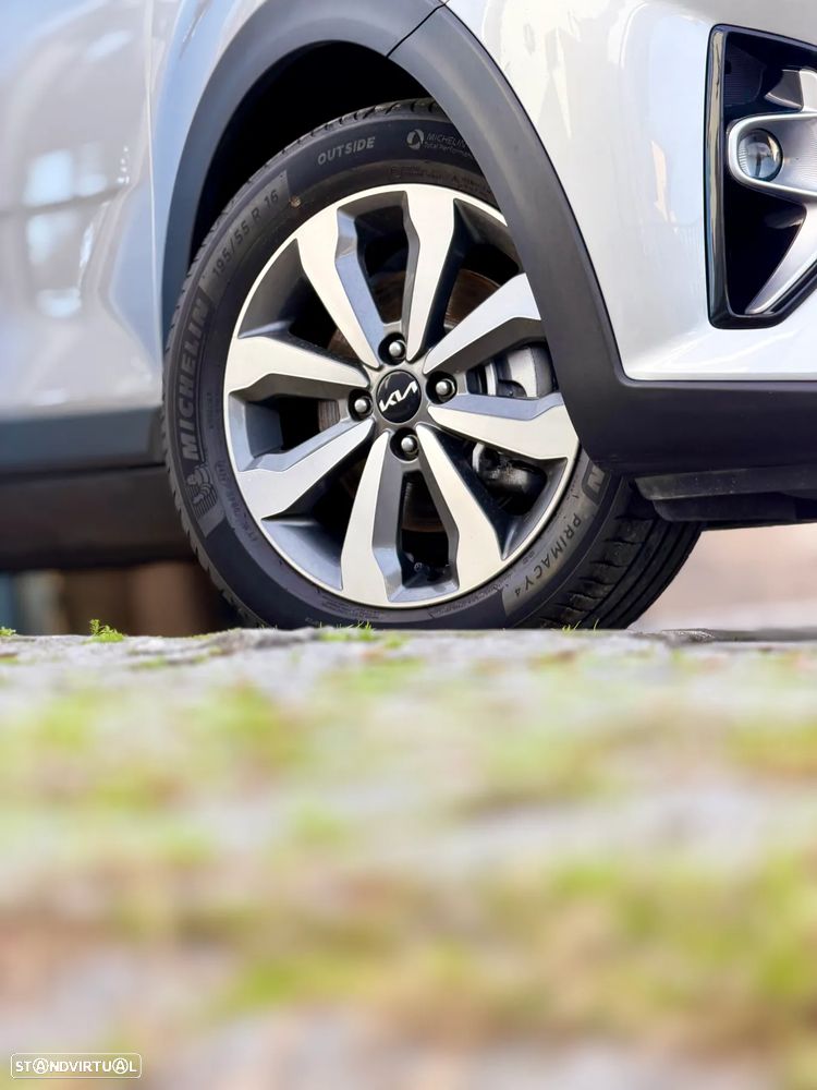 Kia Stonic 1.2 Dynamic - 28