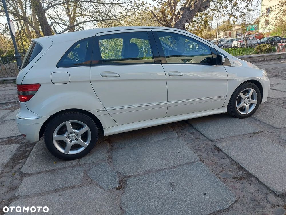 Mercedes-Benz Klasa B 200 CDI DPF SPORT EDITION - 4