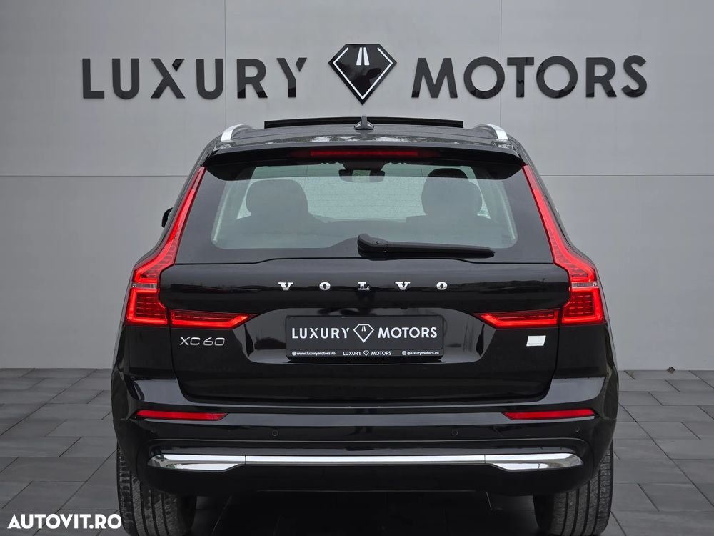 Volvo XC 60 T6 AWD Recharge Geartronic Inscription Expression - 27