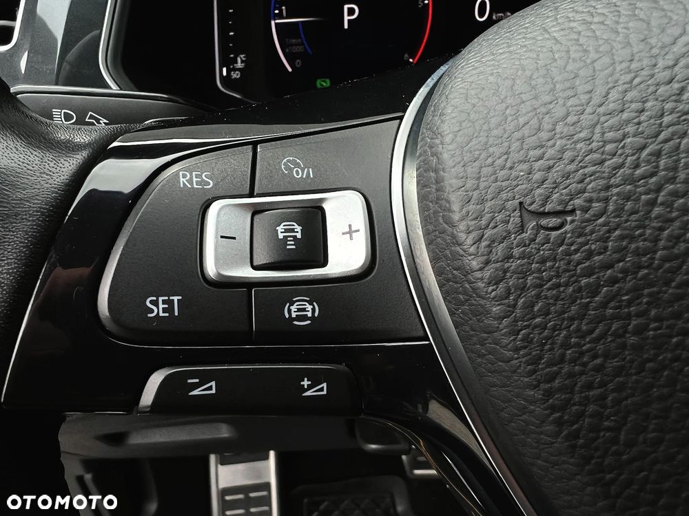 Volkswagen Tiguan 2.0 TDI SCR DSG IQ.DRIVE - 30