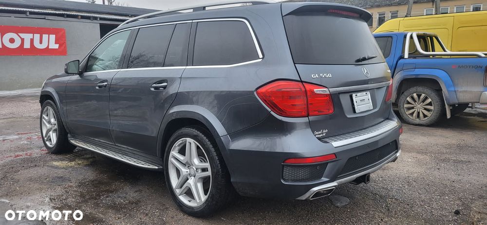 Mercedes-Benz GL - 1
