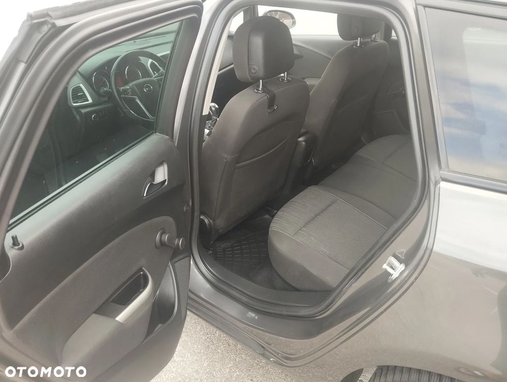 Opel Astra 1.4 T Cosmo - 10