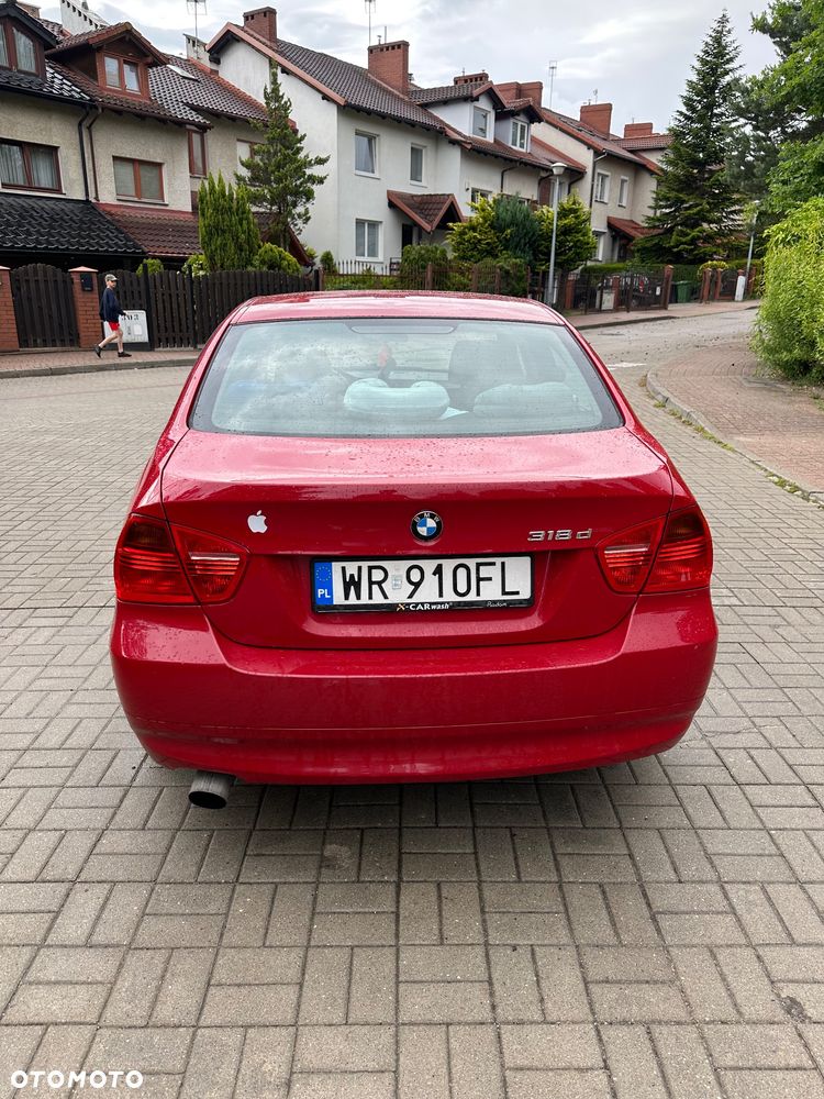 BMW Seria 3 318d - 5