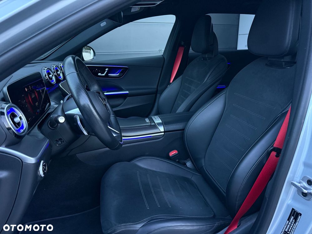 Mercedes-Benz Klasa C 220 d 4Matic T 9G-TRONIC AMG Line - 27