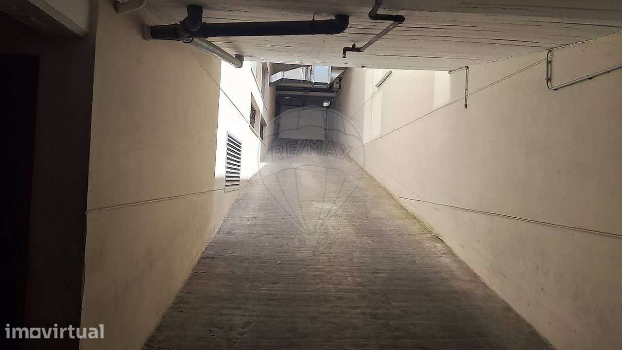 Garagem  para arrendamento - Grande imagem: 5/10