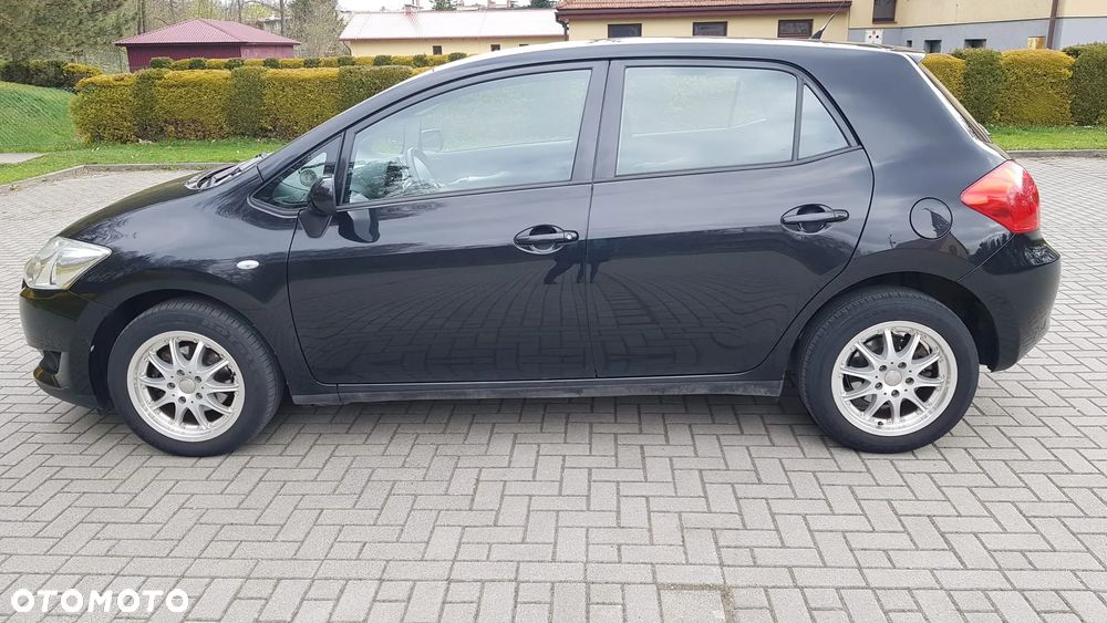 Toyota Auris - 3