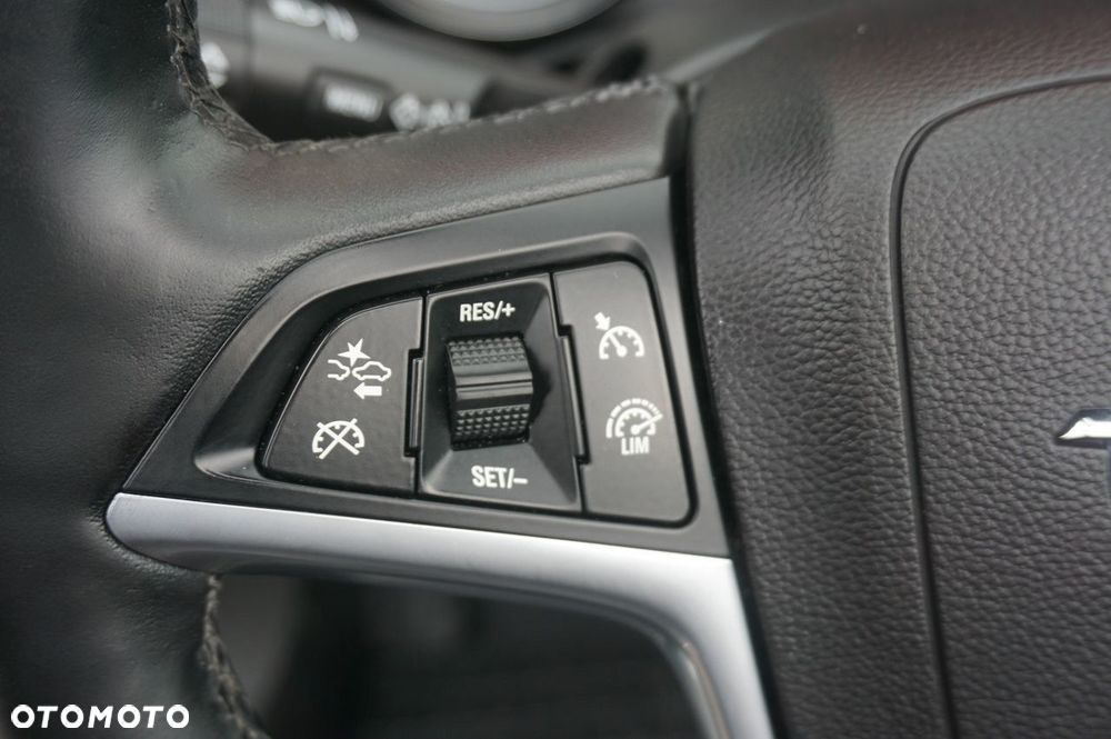 Opel Cascada 1.4 T Cosmo S&S EU6 - 11