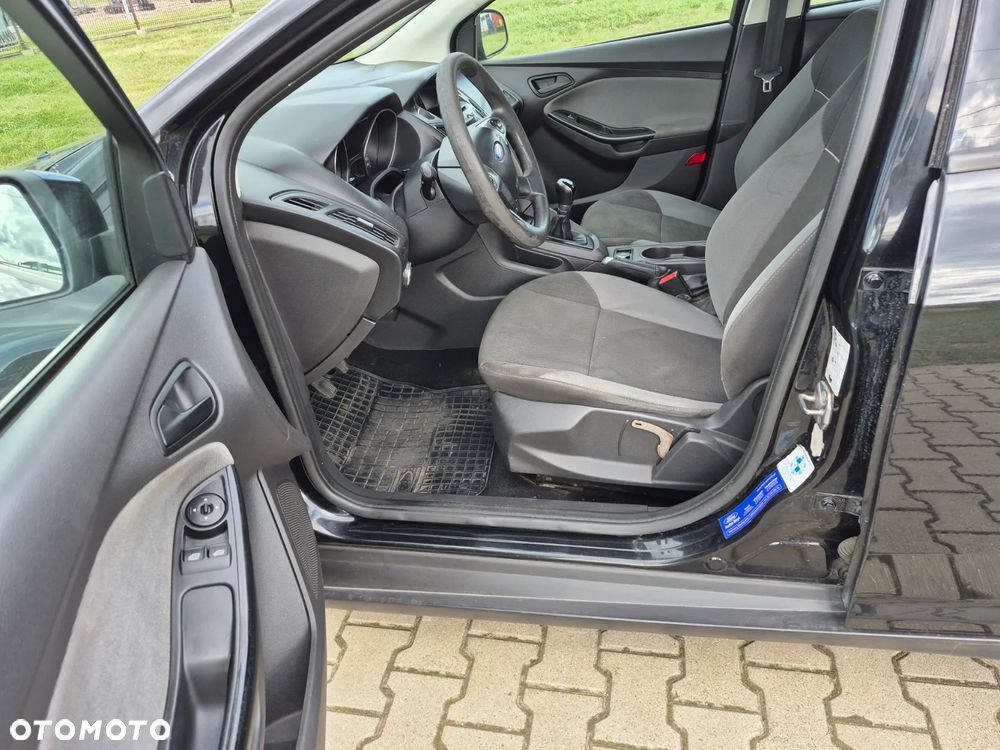 Ford Focus 1.6 Trend - 11