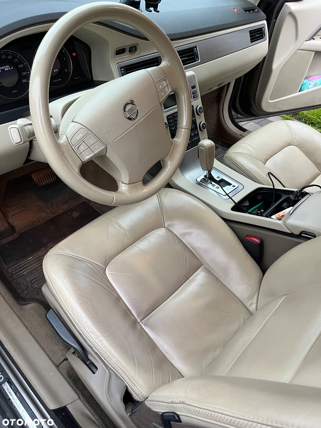 Volvo XC 70 - 6