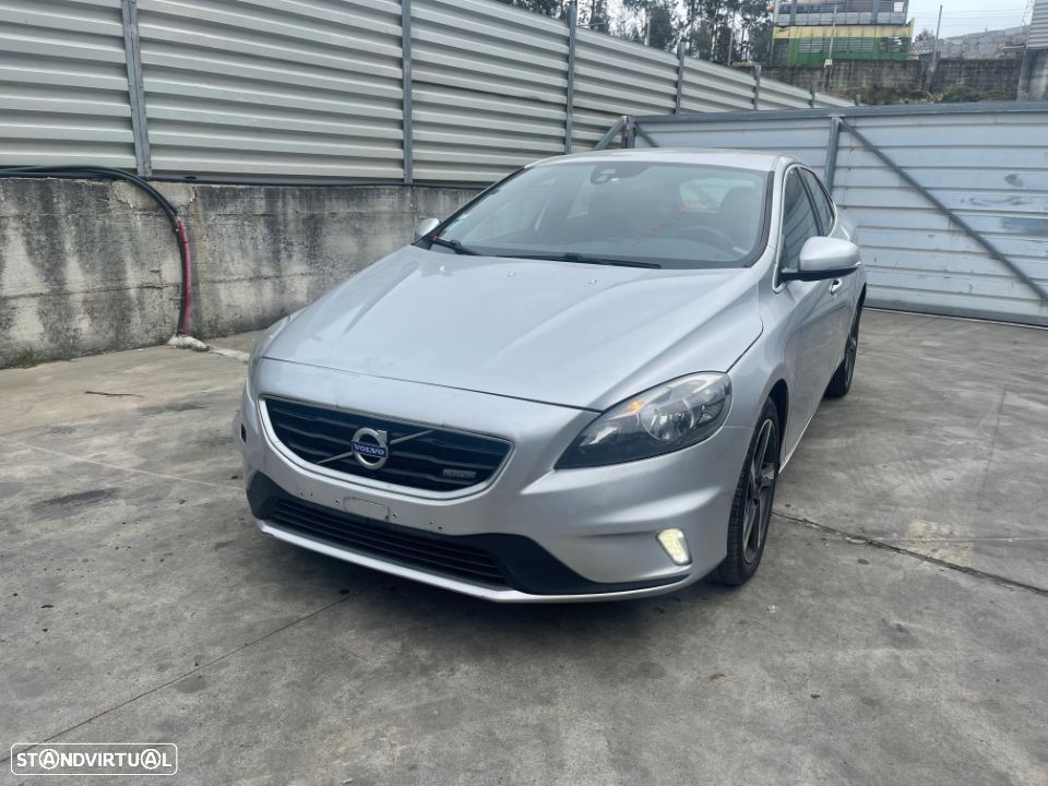 VOLVO V40 D4 R-DESIGN DE 2015 PARA PEÇAS (MOTOR D5204T6) - 1