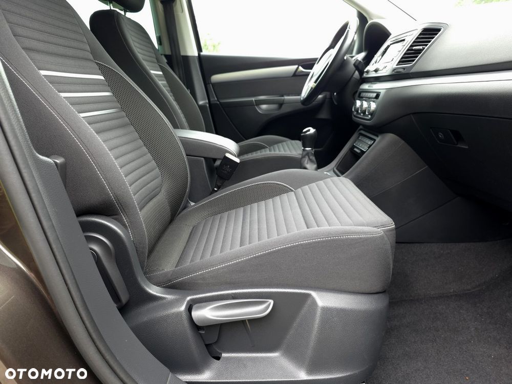 Volkswagen Sharan 2.0 TDI Highline - 14