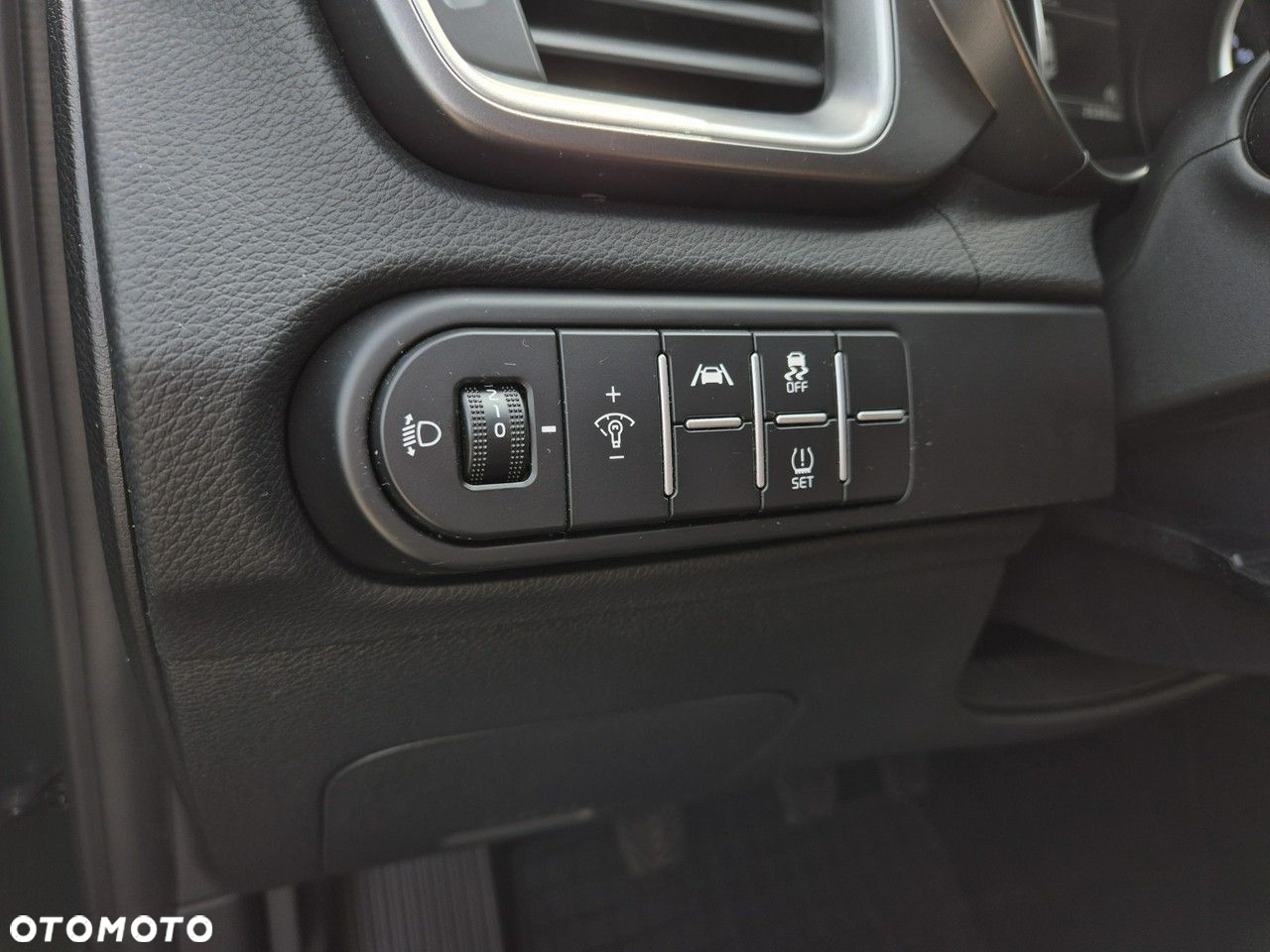 Kia Ceed - 23