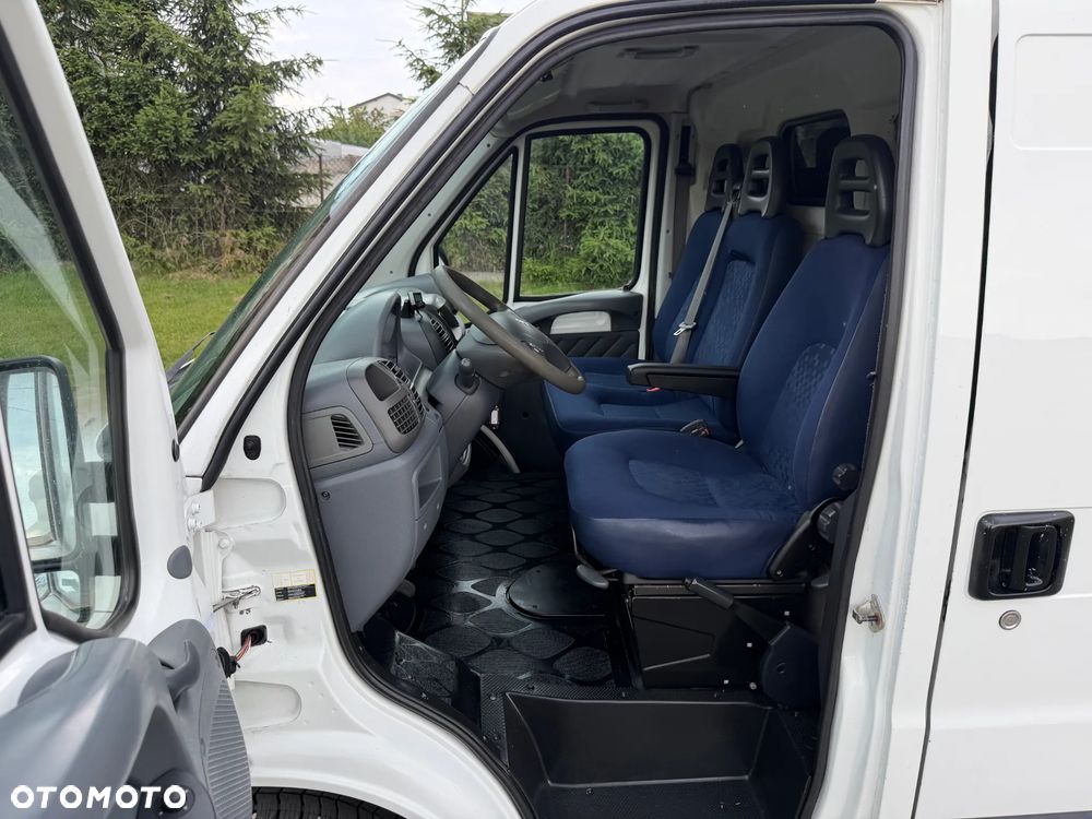 Peugeot Boxer * 2.2 / 100KM * L1H1 * Bagażnik dachowy * Hak * - 28
