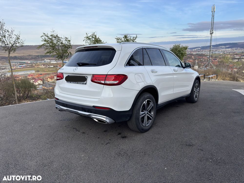 Mercedes-Benz GLC - 2