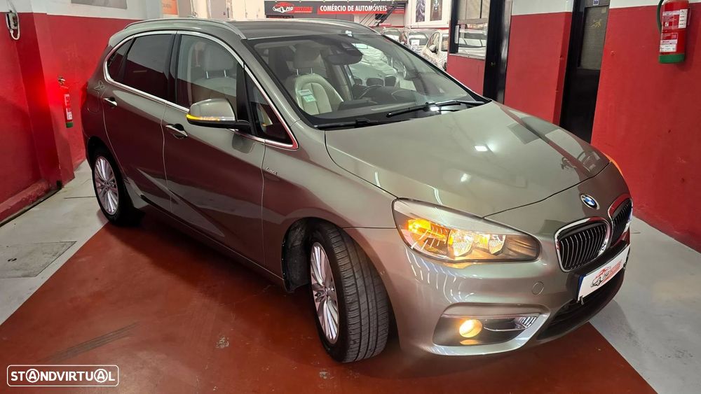 BMW 216 Active Tourer d Line Luxury