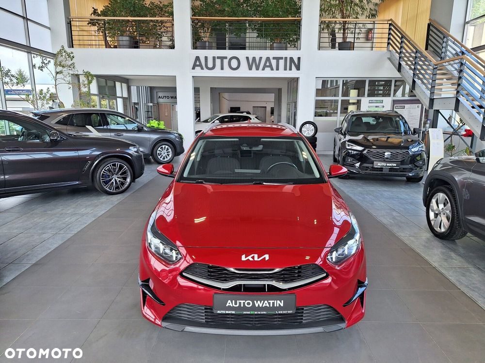 Kia Ceed 1.5 T-GDI M DCT - 11