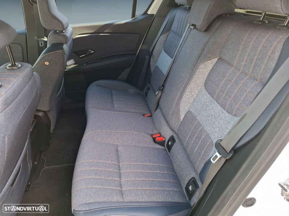 Renault 4 52 kWh Techno Autonomia Conforto — fotografia 13