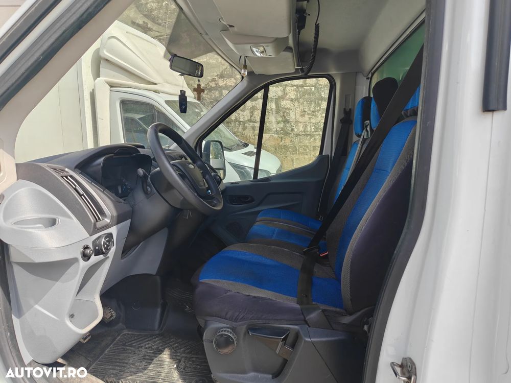 Ford TRANZIT - 11