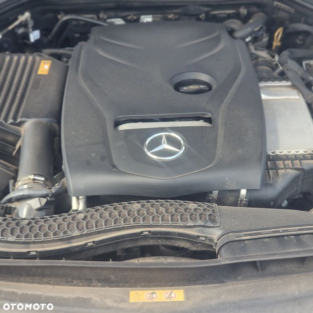 Mercedes-Benz Klasa E 200 4Matic 9G-TRONIC - 9
