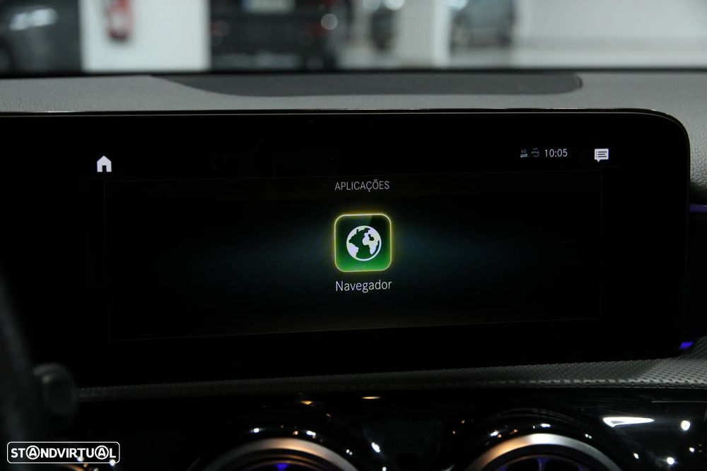 Mercedes-Benz A 180 d AMG Line Aut. — fotografia 18